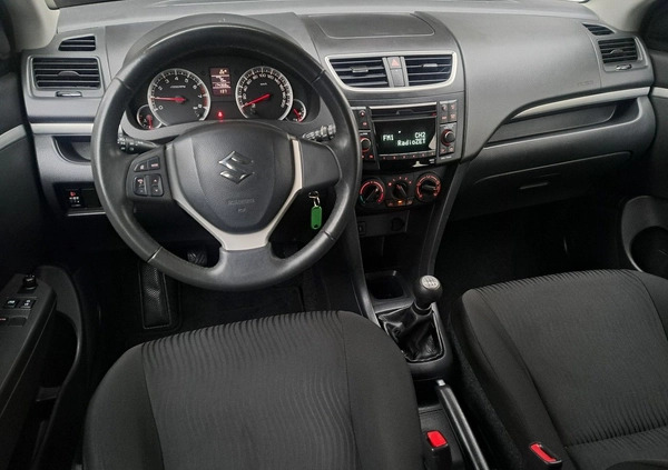 Suzuki Swift cena 27900 przebieg: 164114, rok produkcji 2010 z Olsztyn małe 191